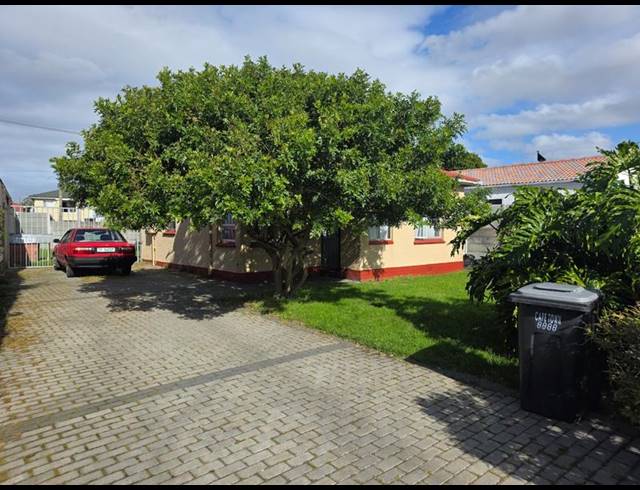 2 BEDROOM HOUSE FOR SALE IN RUYTERWACHT